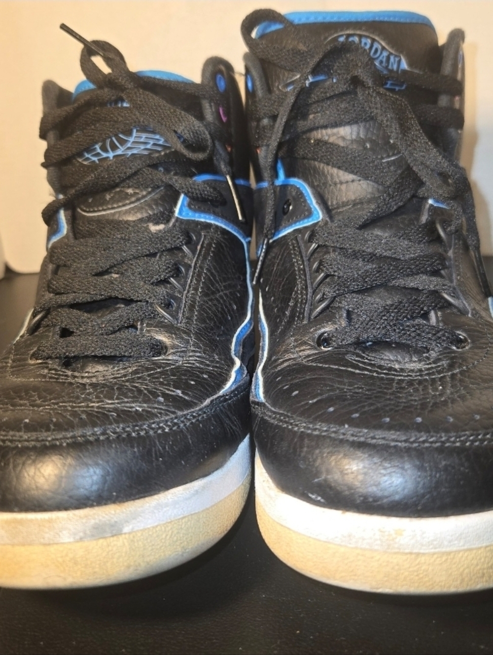 Nike Flight's Sz. 10 Black/Blue Athletic Sneakers